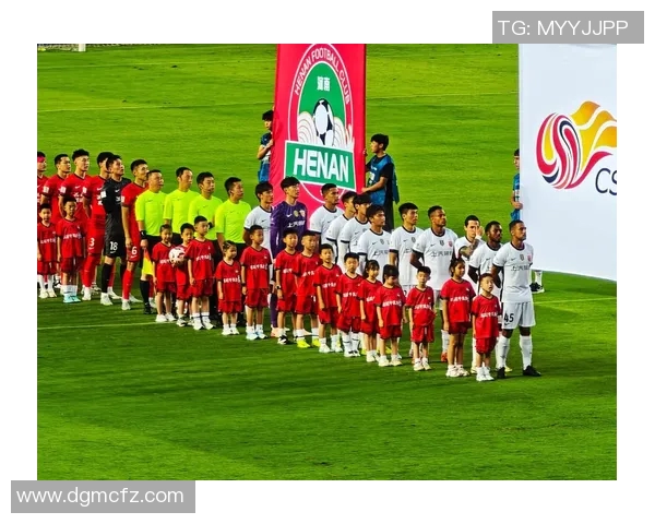 真正的足球明星应该具备的名字与魅力的完美结合 真正的足球明星应该具备的名字与魅力的完美结合