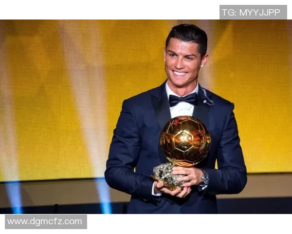 足球明星陈刚的职业生涯与成就全解析及精彩照片展示